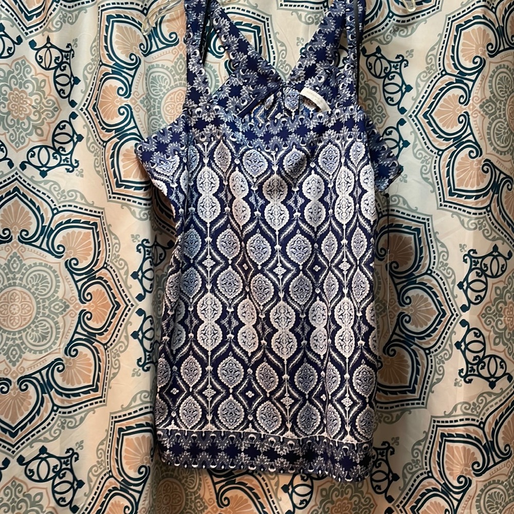 New top with tags